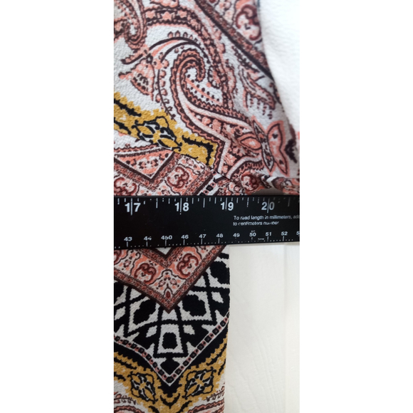 Fig & Flower Womens Cold Shoulder Blouse Sz M Paisley Print Boho Peasant Hippie - Picture 4 of 7